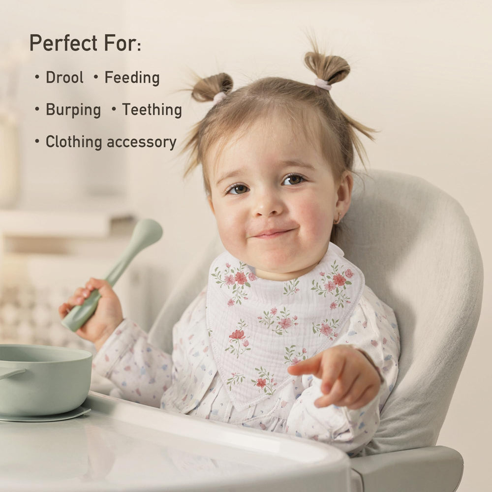 CIVARUA KIDS bib front shows soft muslin feel and high absorption.