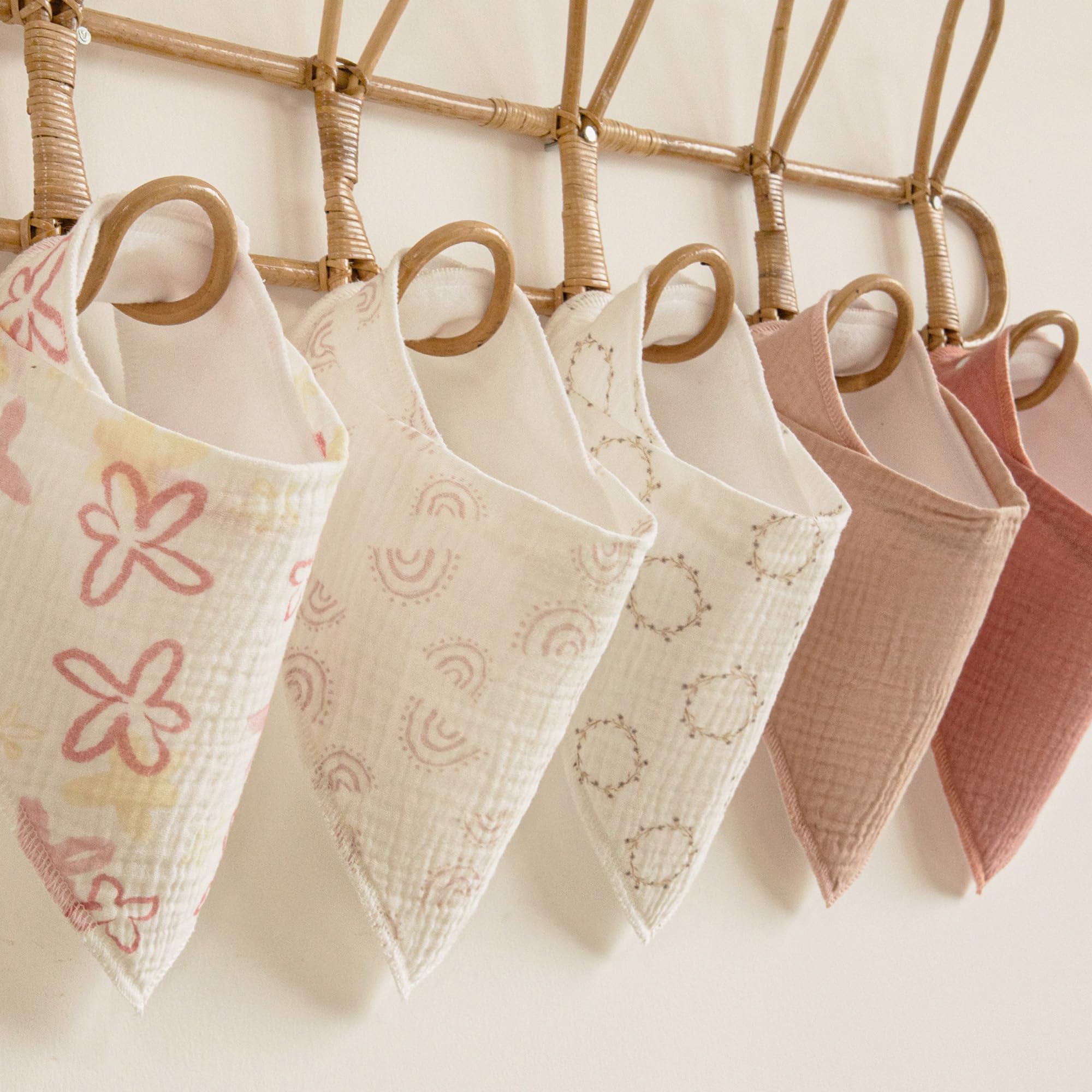 CIVARUA KIDS muslin bib gift-ready packaging suitable for baby showers