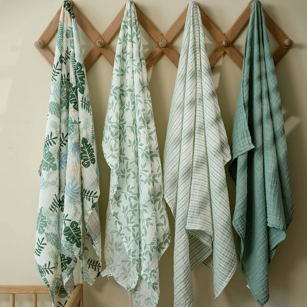 Close-up of soft breathable muslin fabric from CIVARUA KIDS blanket.