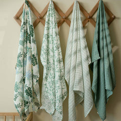 Close-up of soft breathable muslin fabric from CIVARUA KIDS blanket.