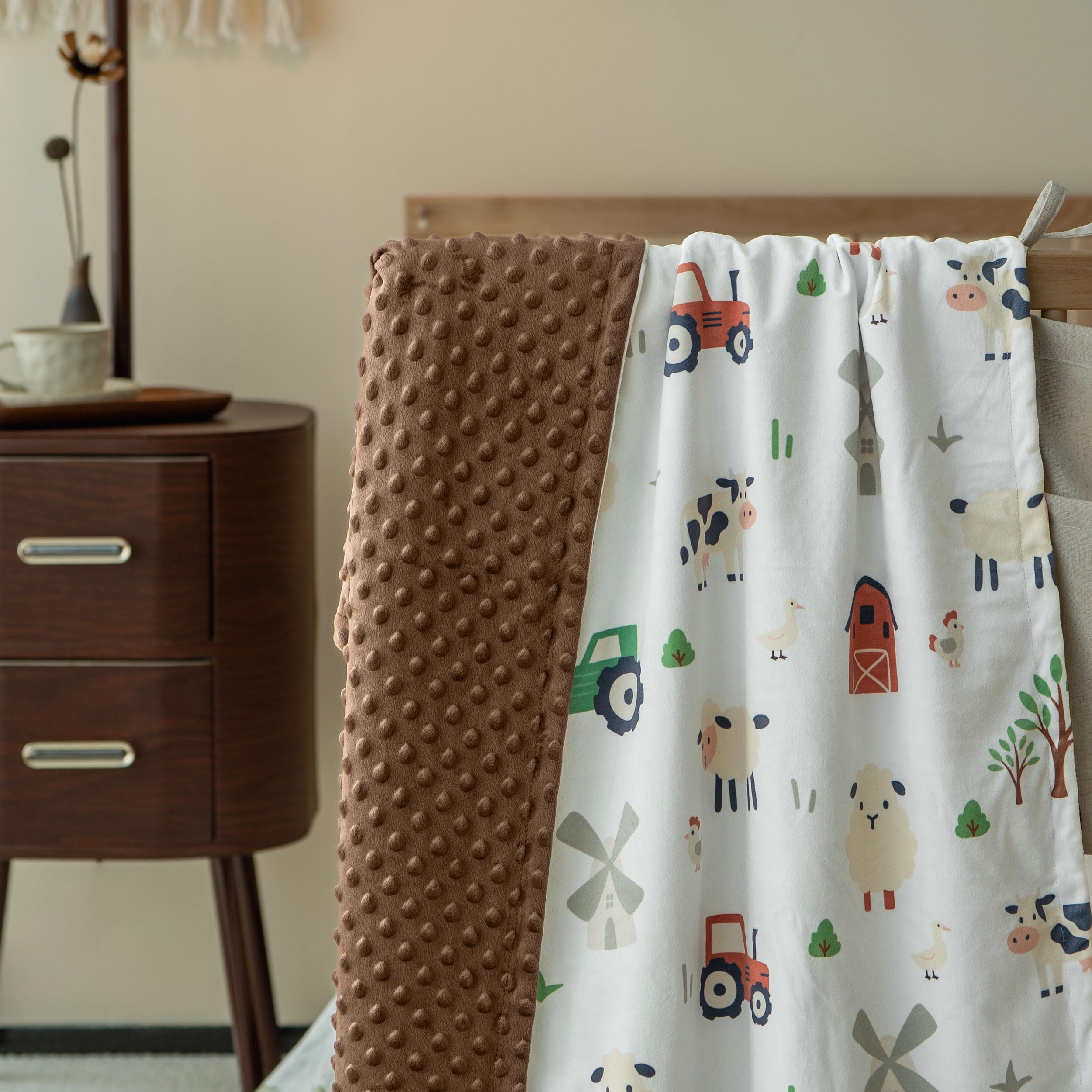 CIVARUA KIDS thirty-by-forty inch blanket ideal for swaddling and cuddling