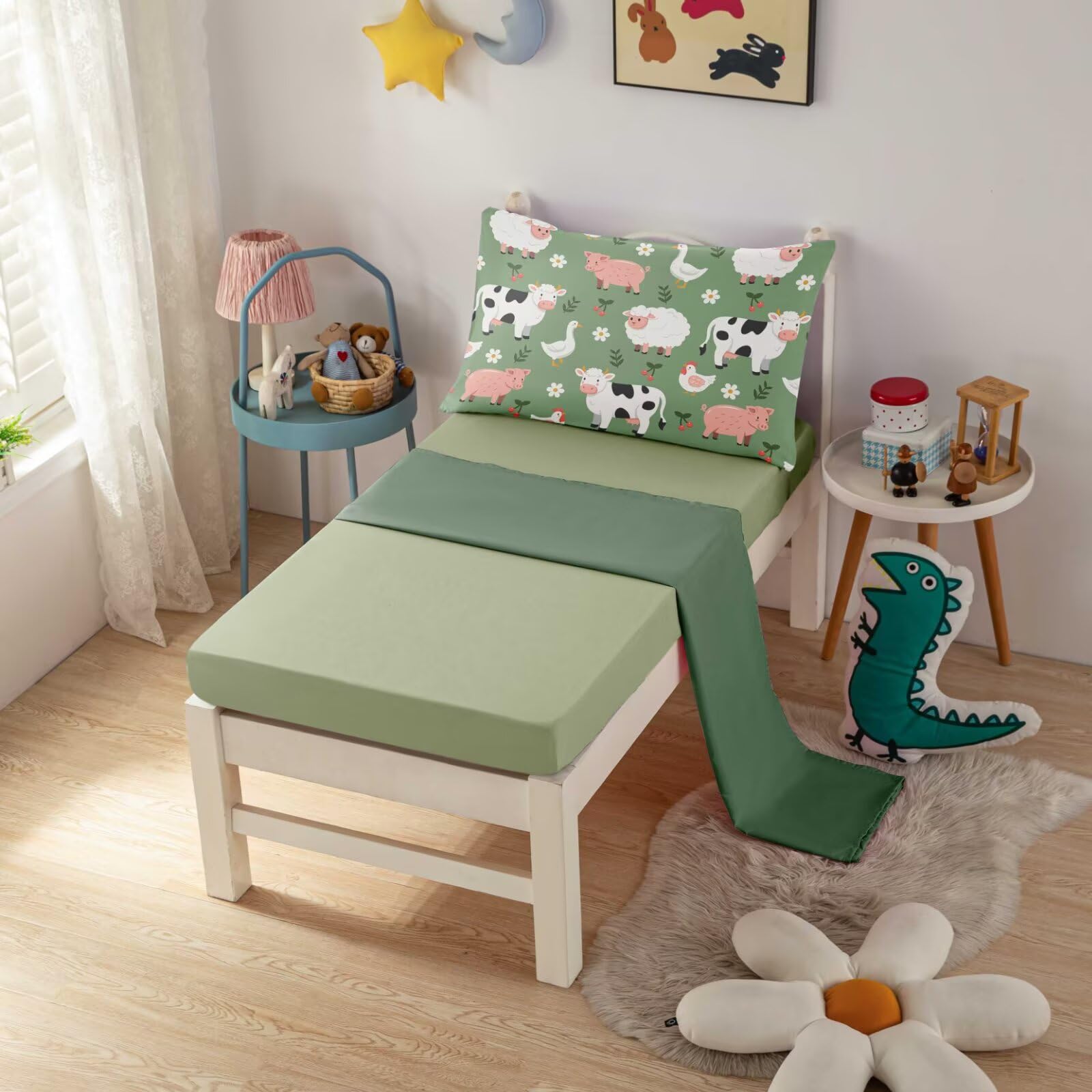 CKOU CCOO forest theme bedding set on display