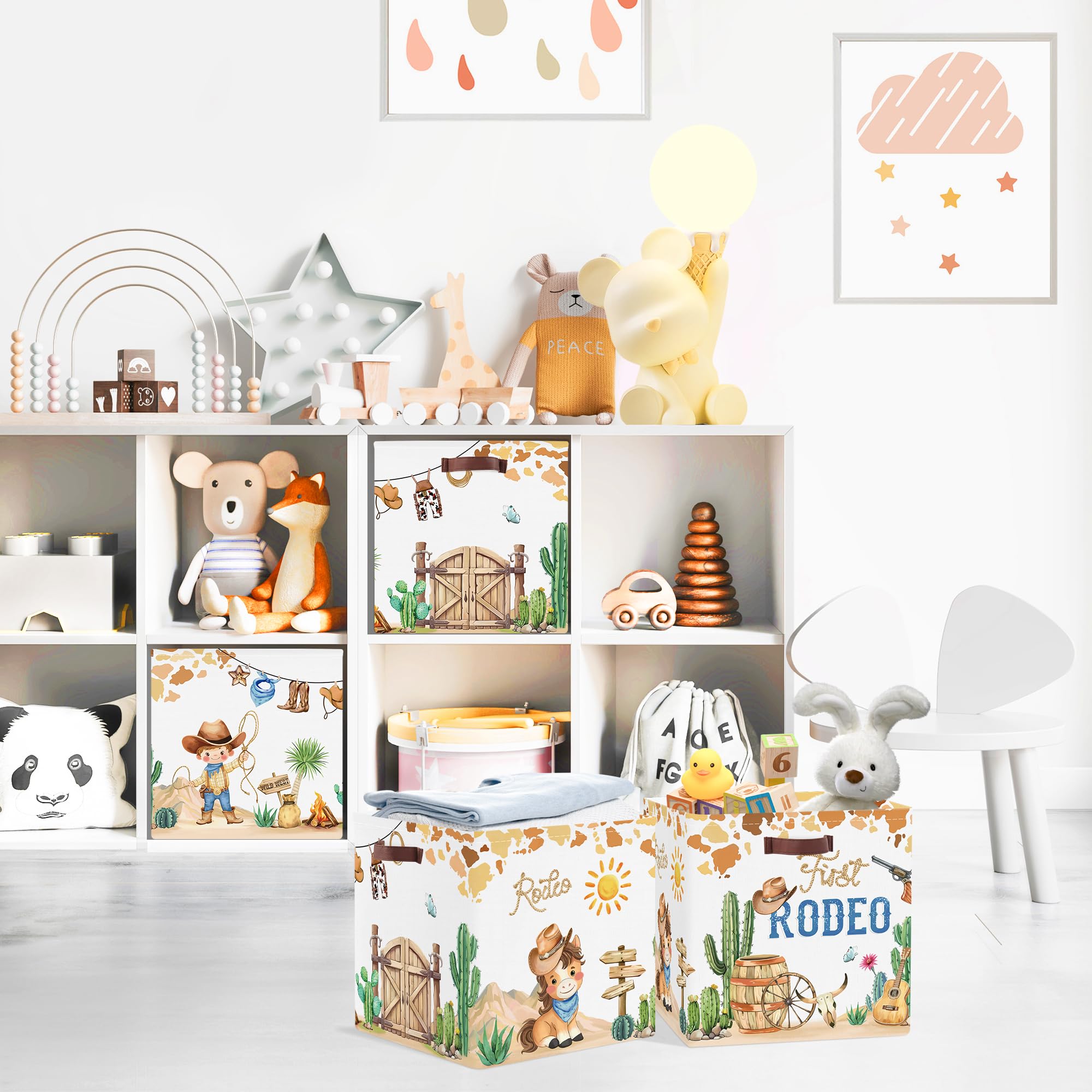 Clastyle three-piece set keeps books, clothes, and crafts neatly stored.