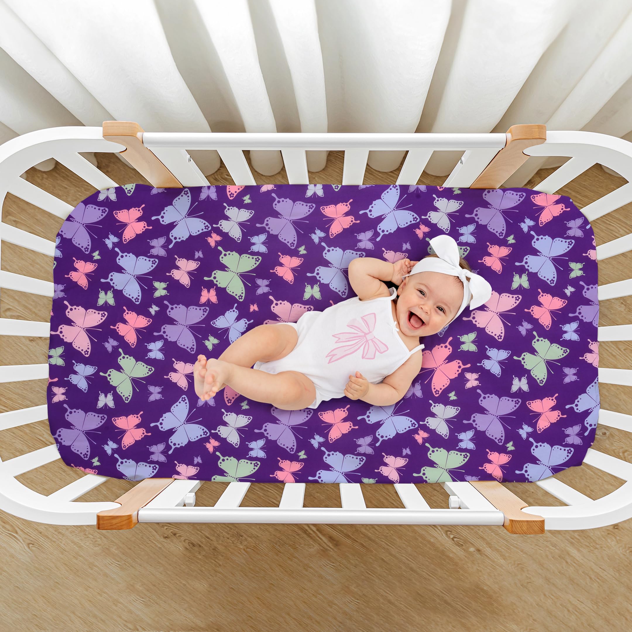 Cloele standard crib mattress sheet fits snugly for a secure sleep space.