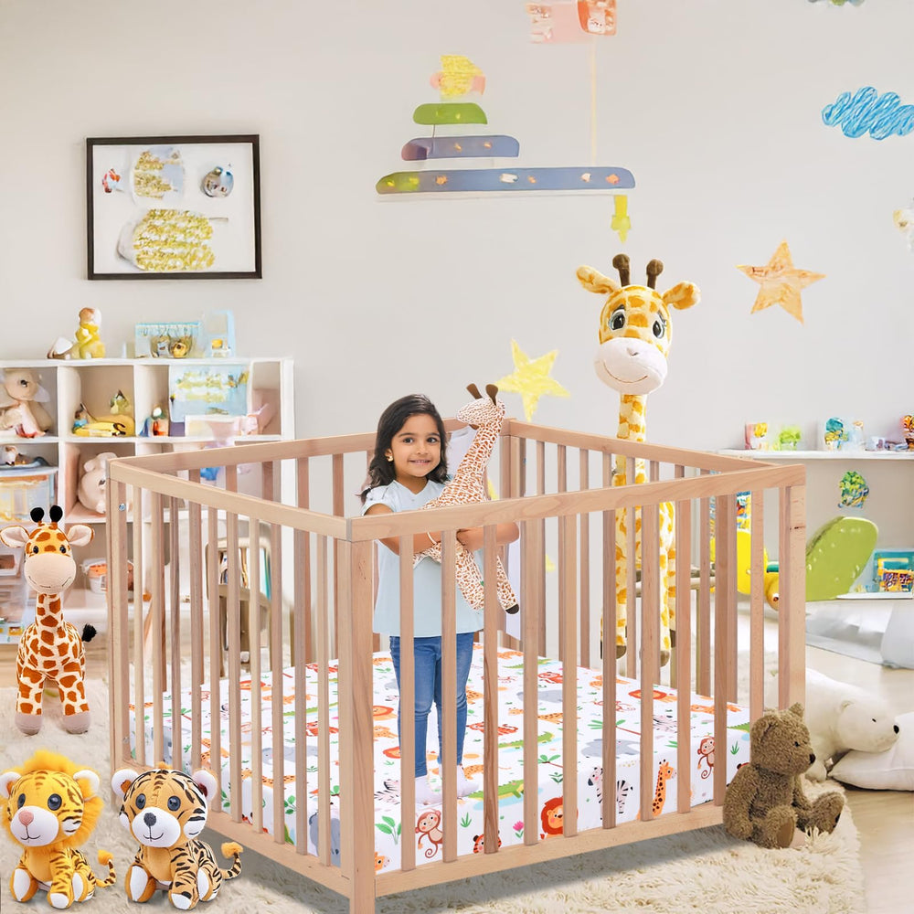 Cloele baby sheet with elastic bands prevents shifting for naps.