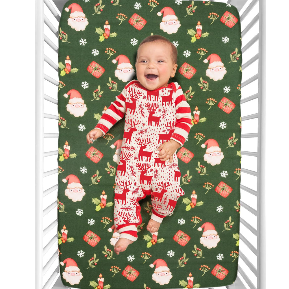 Cloele crib sheet with elastic band provides secure, smooth mattress fit.