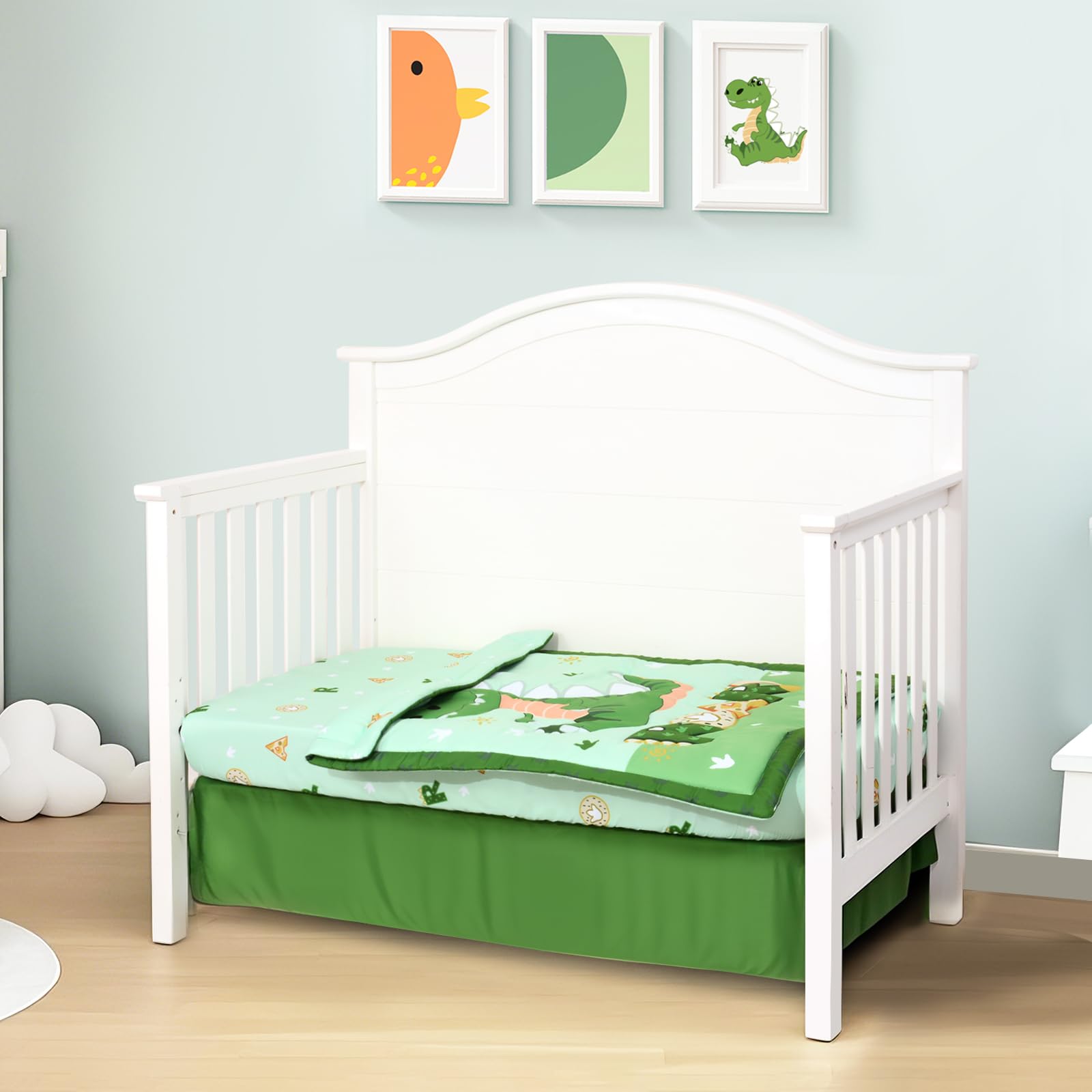Cloele 4-piece set packaging showcases coordinated nursery ensemble