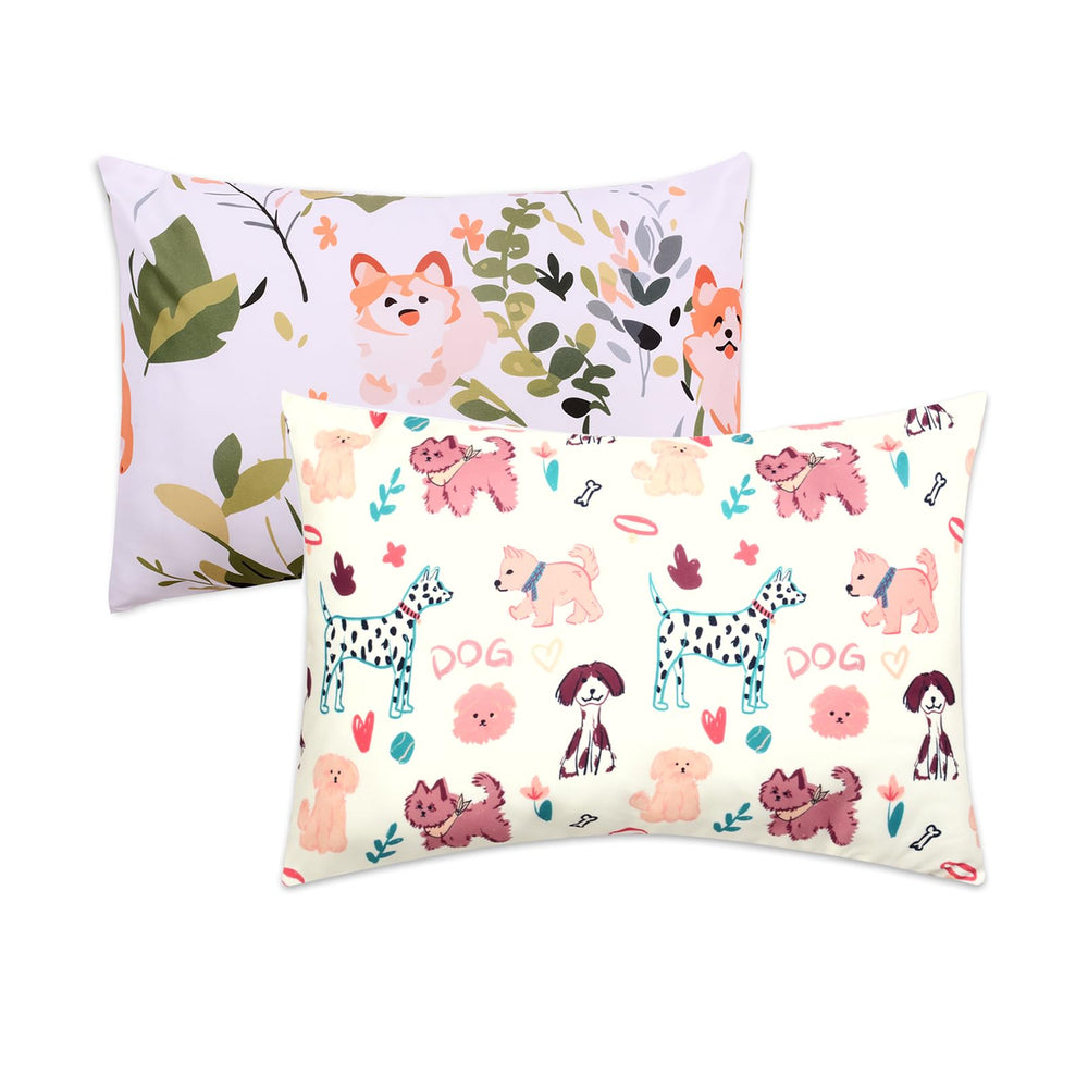Cloele dog-pattern toddler pillowcase showing soft fabric and gentle touch.