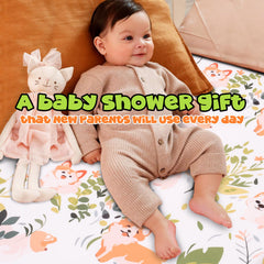 Cloele elastic-band-fit crib sheet stays secure on standard crib mattresses.