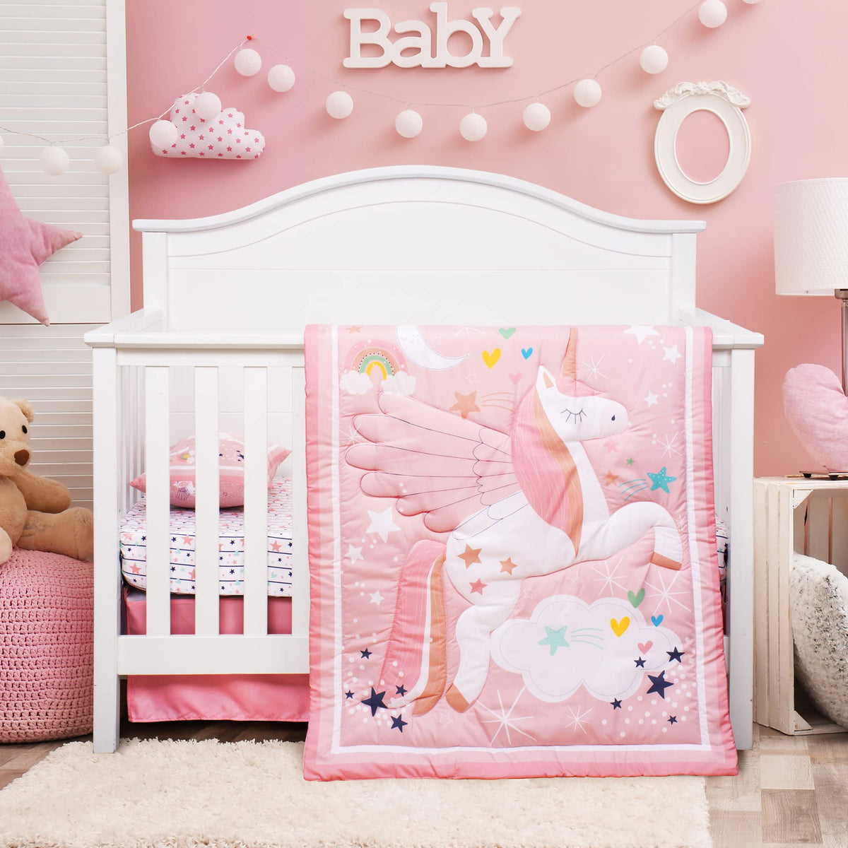 Cloele pink crib bedding set with unicorns for a cozy, breathable nursery.