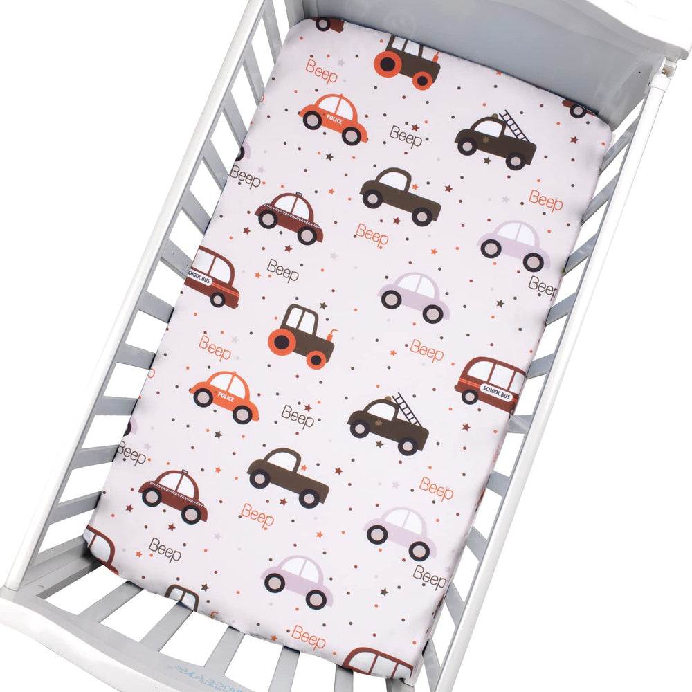 Cloele polyester bedding close-up showing soft material for gentle baby sleep