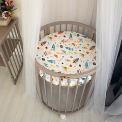 Cloele printed vibrant finish shows color retention on a round crib sheet