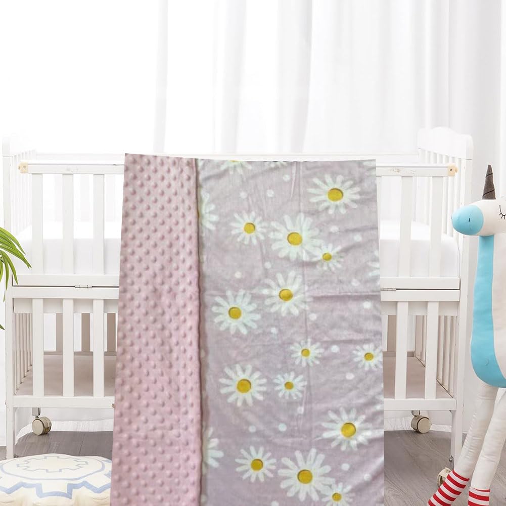 Closockey baby blanket Daisy 30x40 inches suitable for crib or stroller.