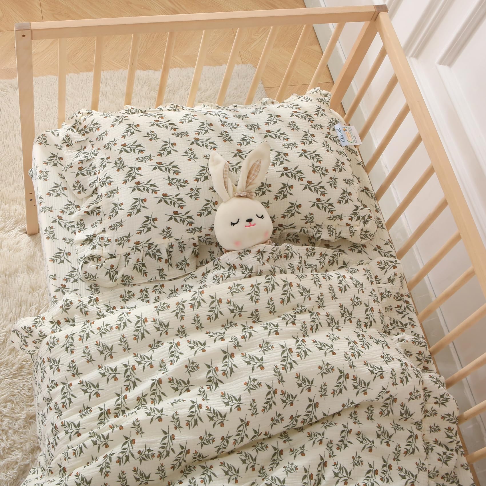 Cloucl kids bedtime scene showing comfortable, cozy sleep environment.