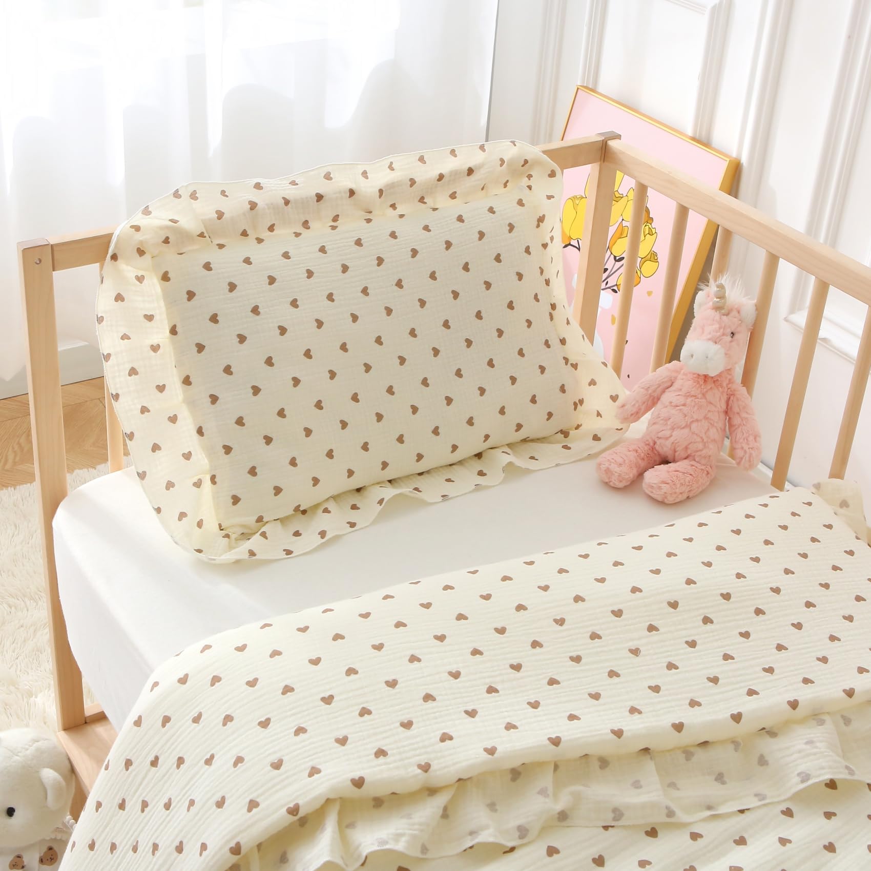 CLoucl pillowcase ruffle detail highlighting cute nursery-ready design
