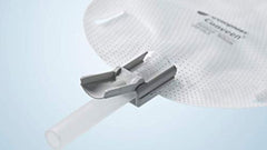 Coloplast Conveen Security+ 800 mL leg bag close-up of anti-reflux valve for reliable drainage.
