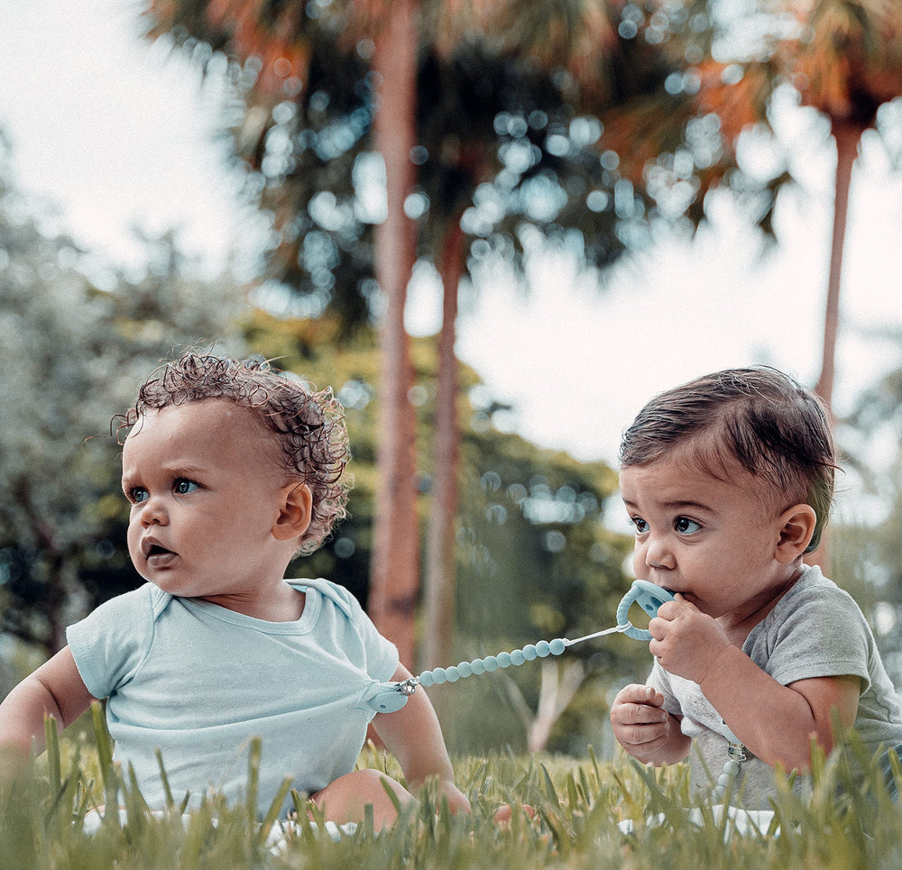 Comfy Cubs lightweight clip stays secure without weighing down outfits.
