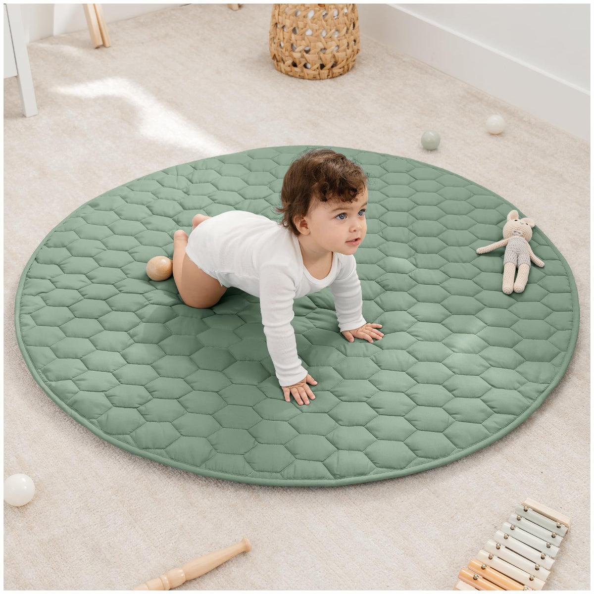 Comfy Cubs Fern round play mat top view, plush surface for cozy crawls