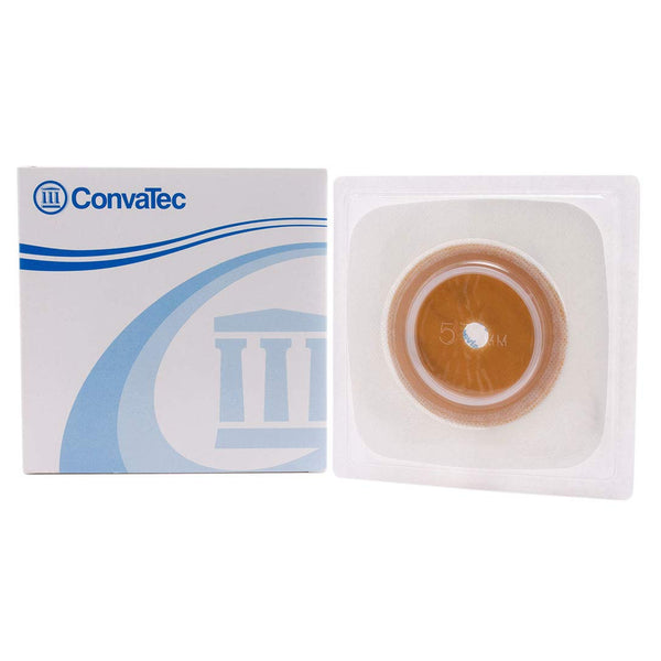 ConvaTec SUR-FIT Natura stomahesive barrier with tape collar for secure wear on dry or moist skin.