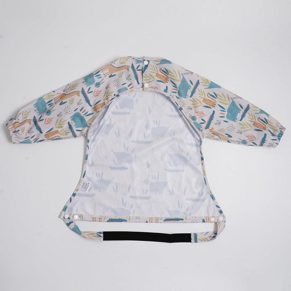 CoolaPeach 2Set includes two reusable bibs for busy days.