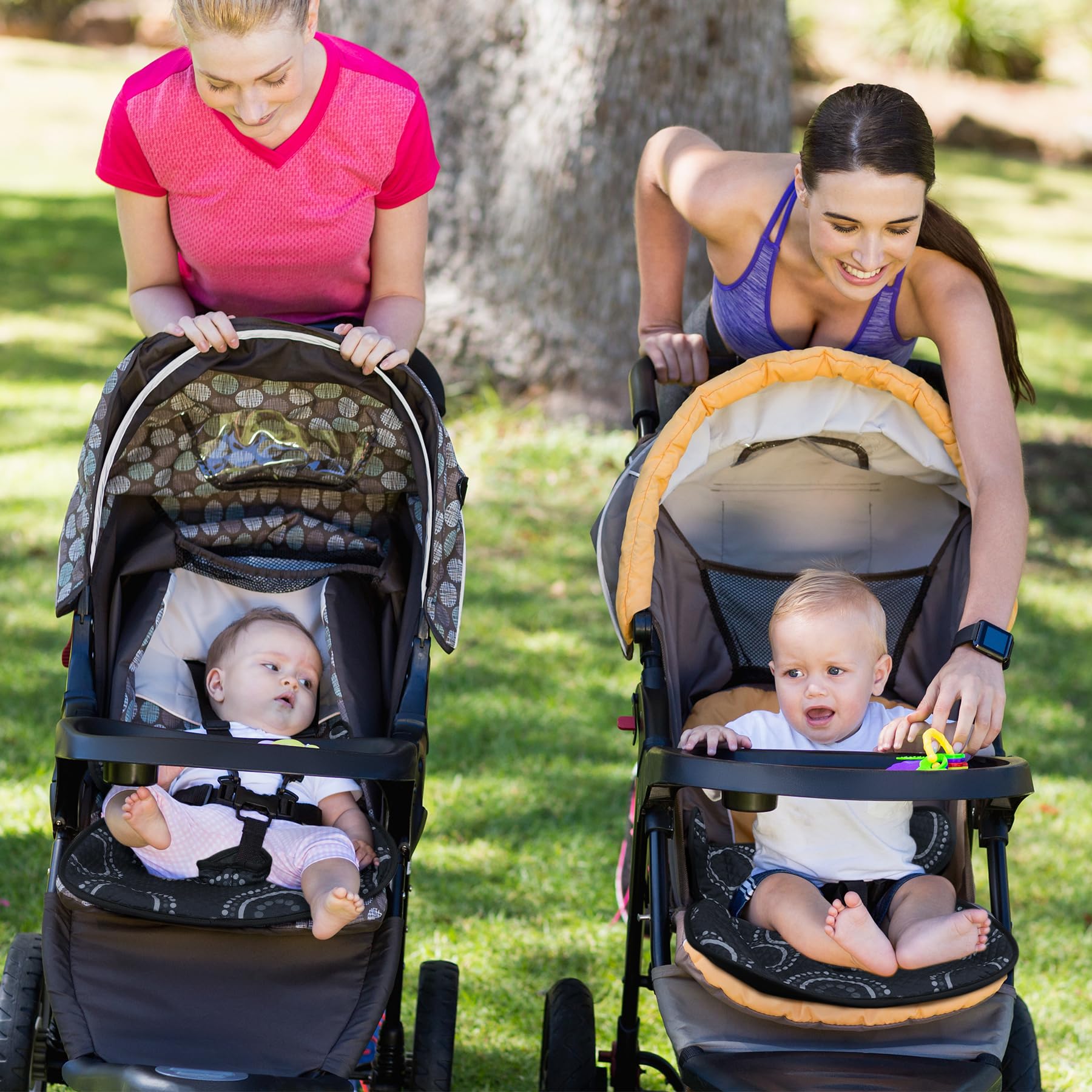COOLBEBE potty-training pad non-spill cover protecting the seat after accidents.