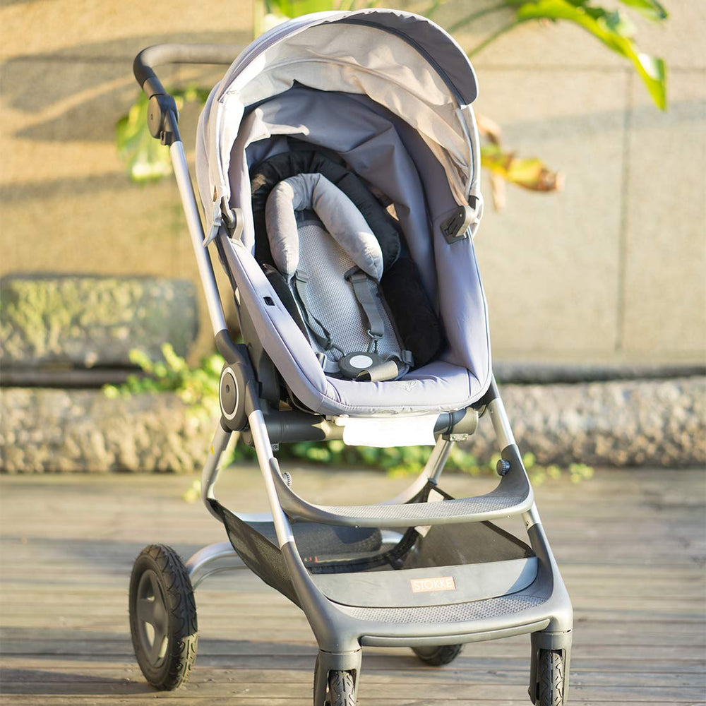COOLBEBE 0-4 month size fits newborns in car seats and strollers.