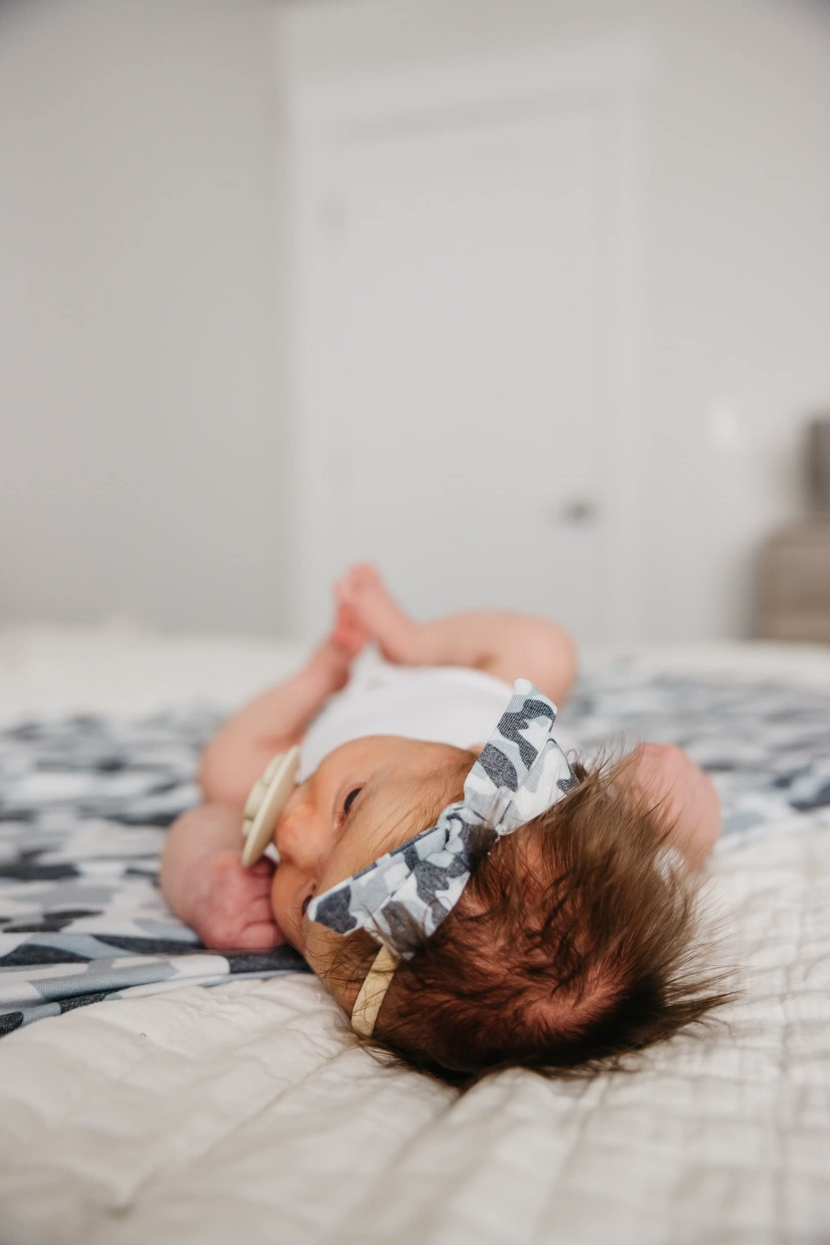 Copper Pearl baby bows gift-ready packaging for easy gifting.