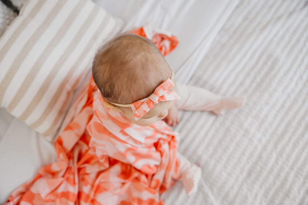 Copper Pearl Remi bow in soft nylon material, breathable for sensitive skin