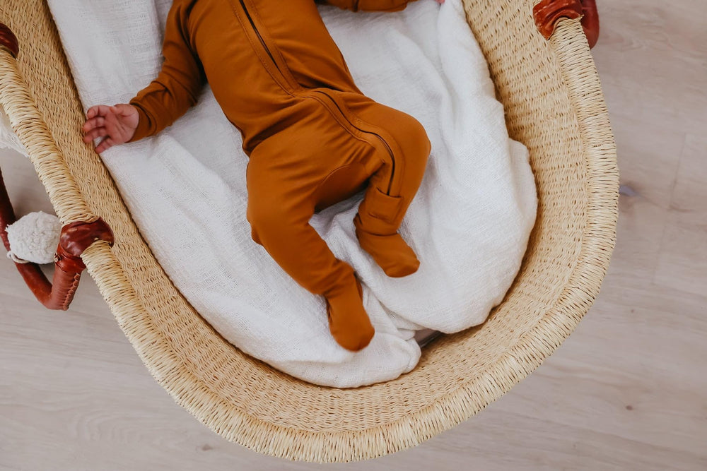 Copper Pearl camel two-way zipper close-up enabling easy diaper changes