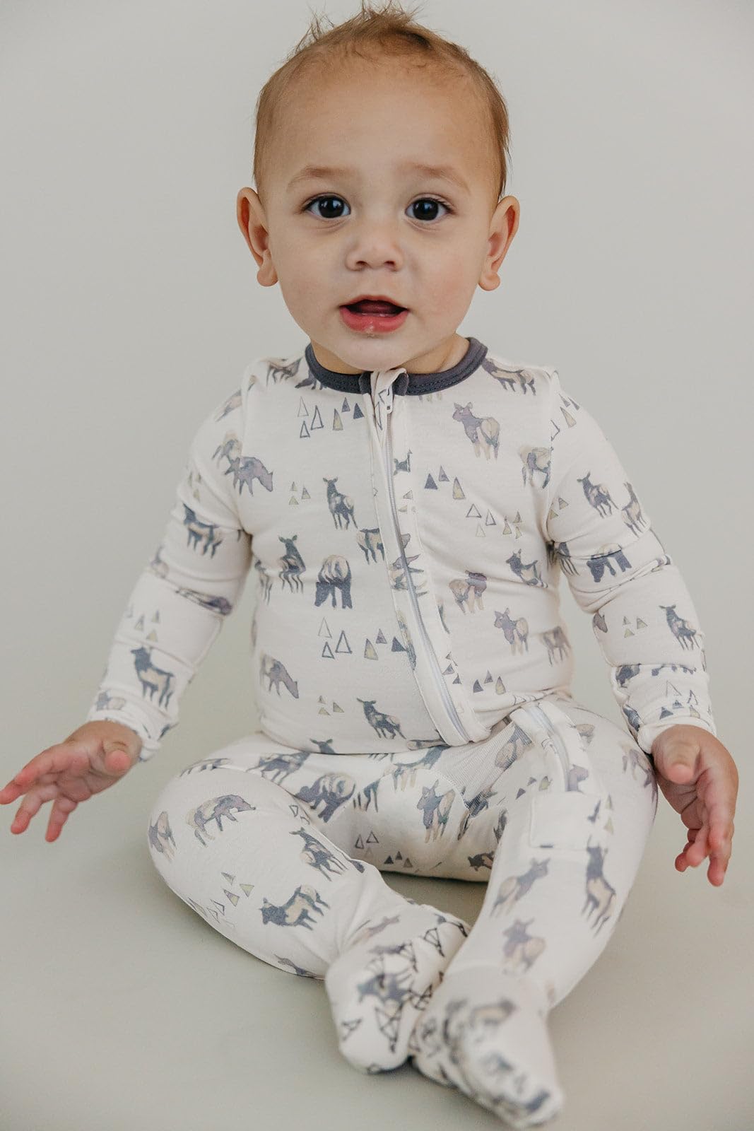 Tag-free neck design keeps baby comfortable and irritation-free.