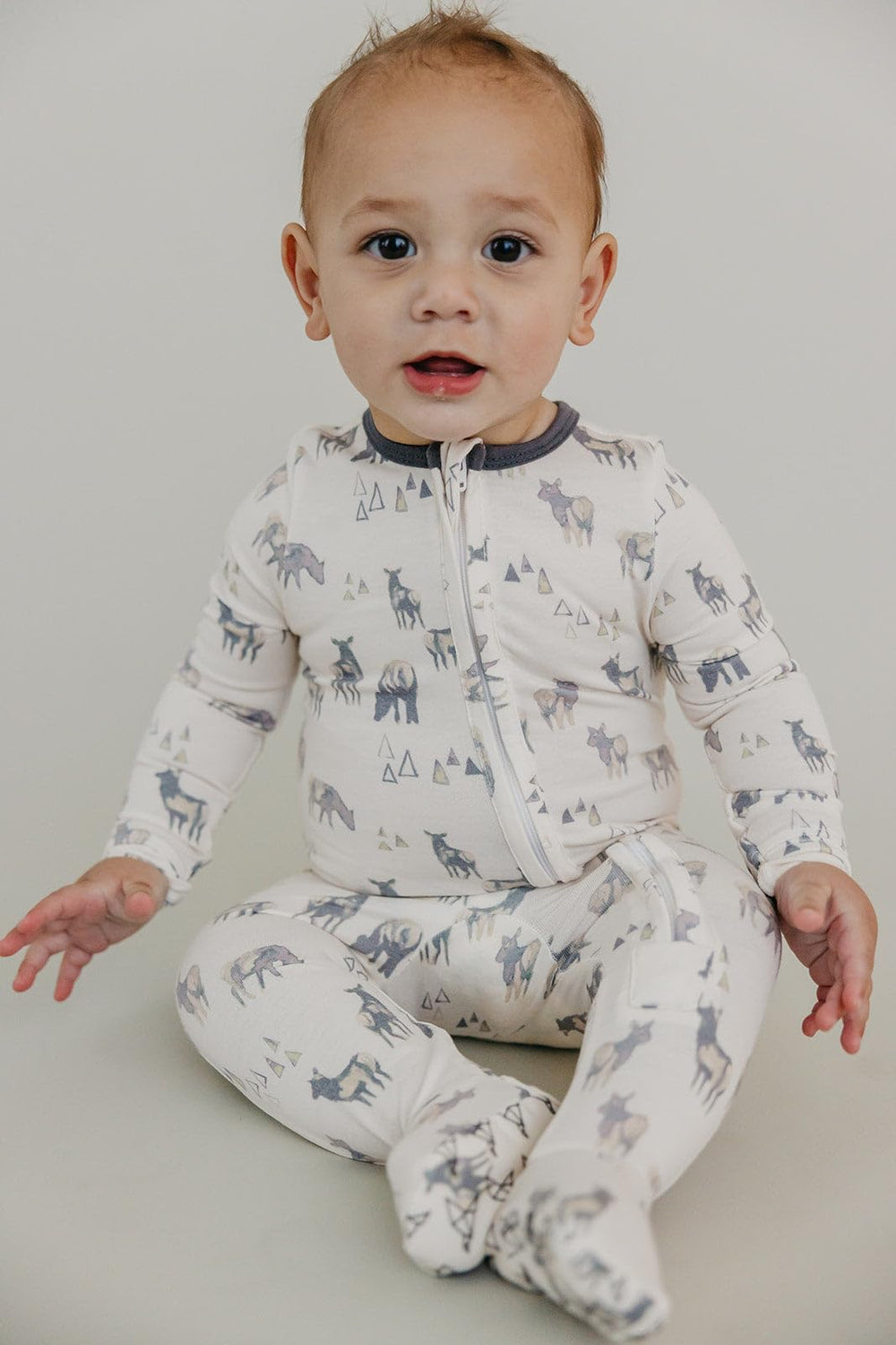 Tag-free neck design keeps baby comfortable and irritation-free.