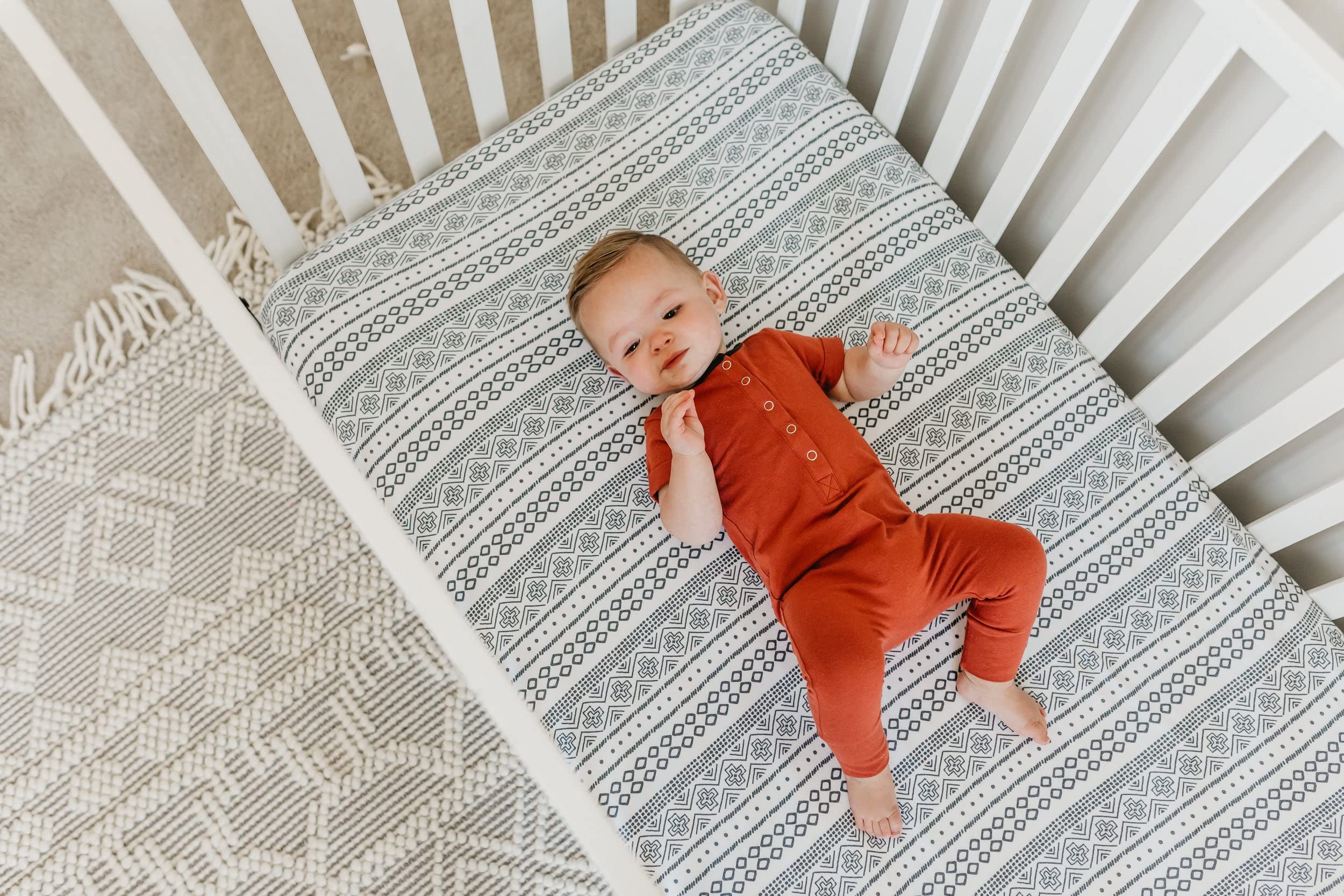 Copper Pearl gift-ready packaging makes this crib sheet an ideal baby shower gift