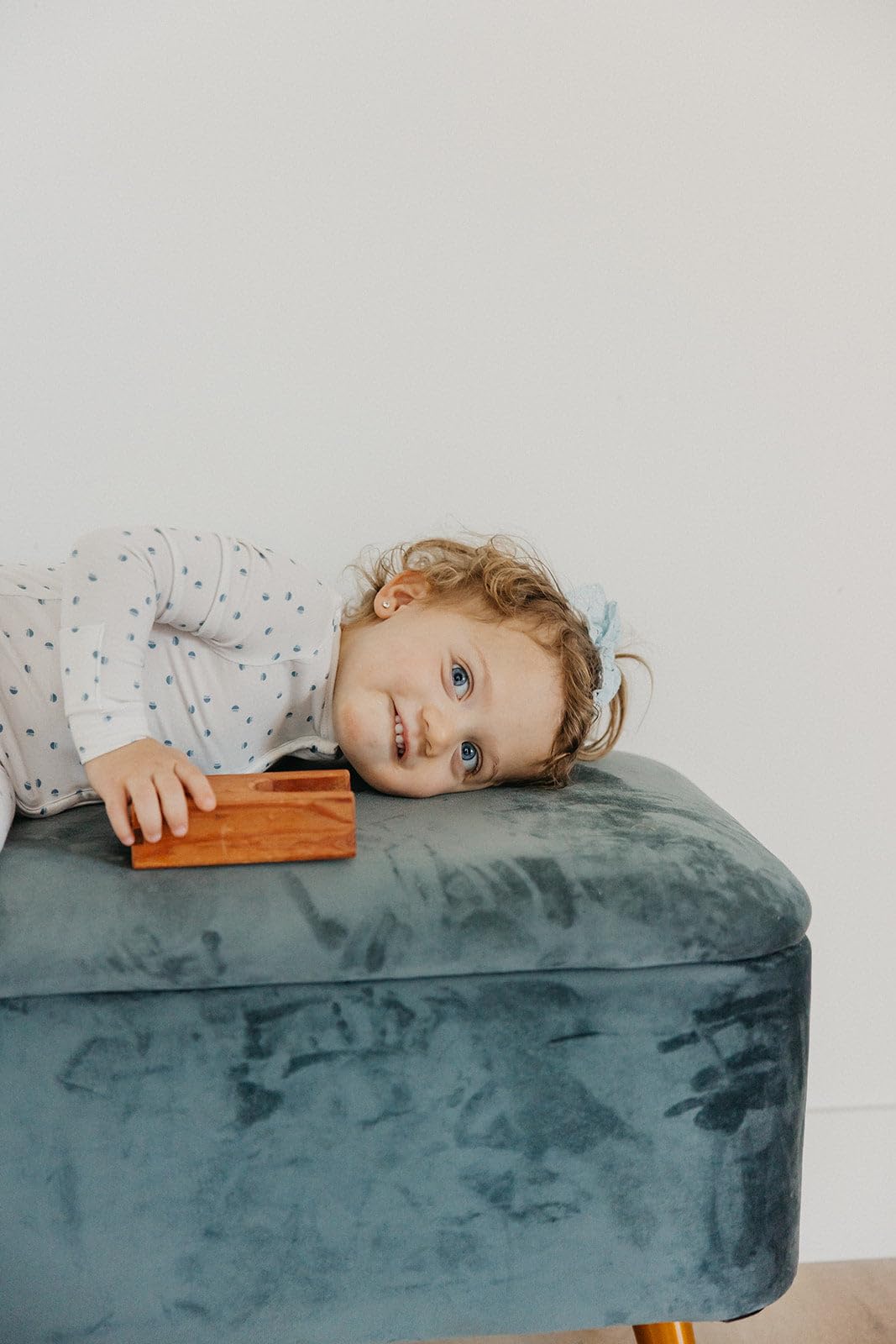 Copper Pearl Haze two-way zipper detail for easy diaper changes