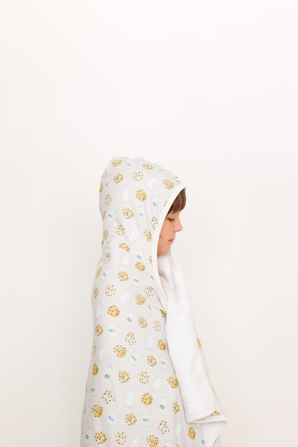 Copper Pearl hooded towel with trendy, stylish finish for daily use
