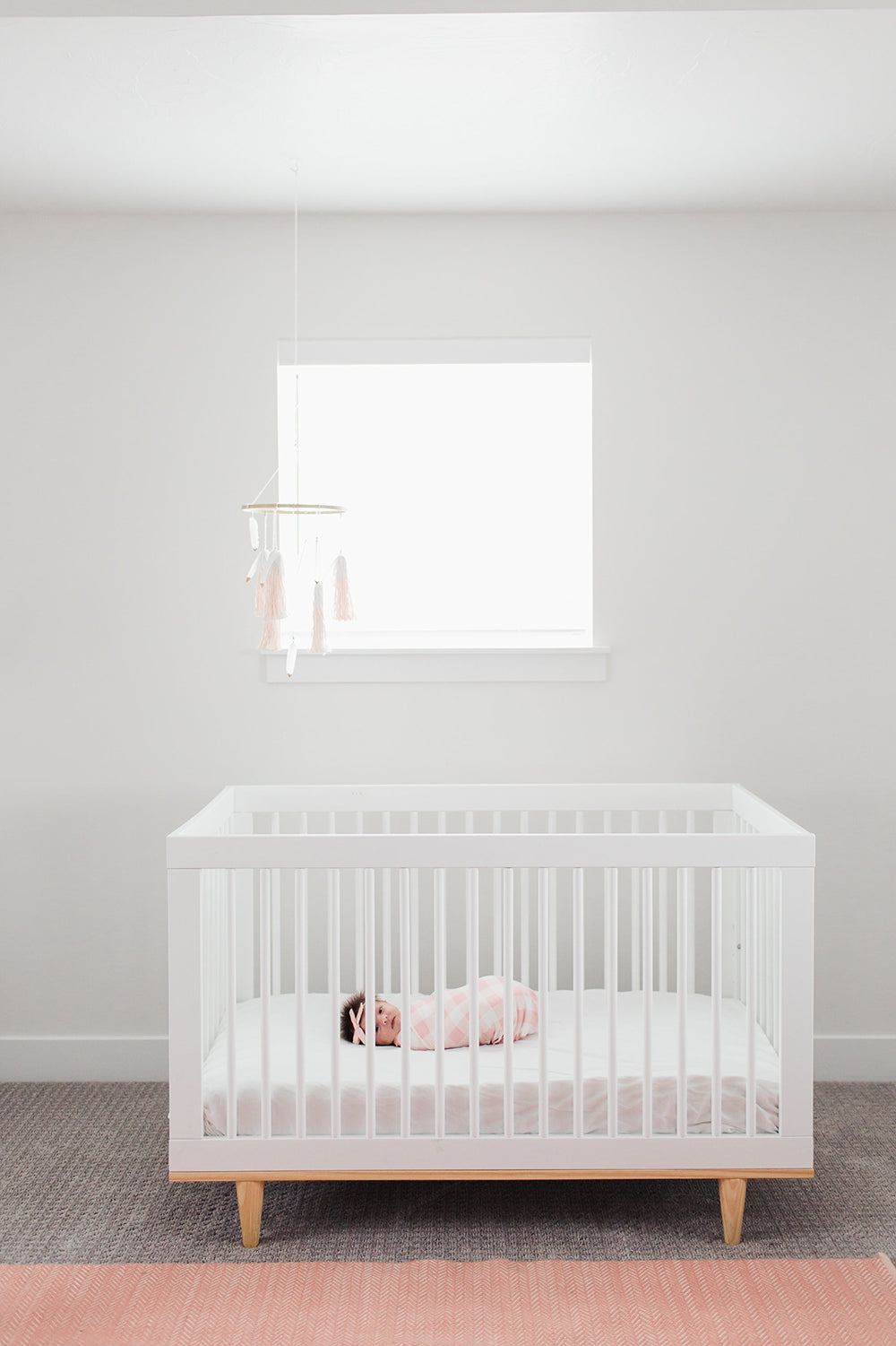 Copper Pearl London design pattern showcases contemporary print perfect for gifting