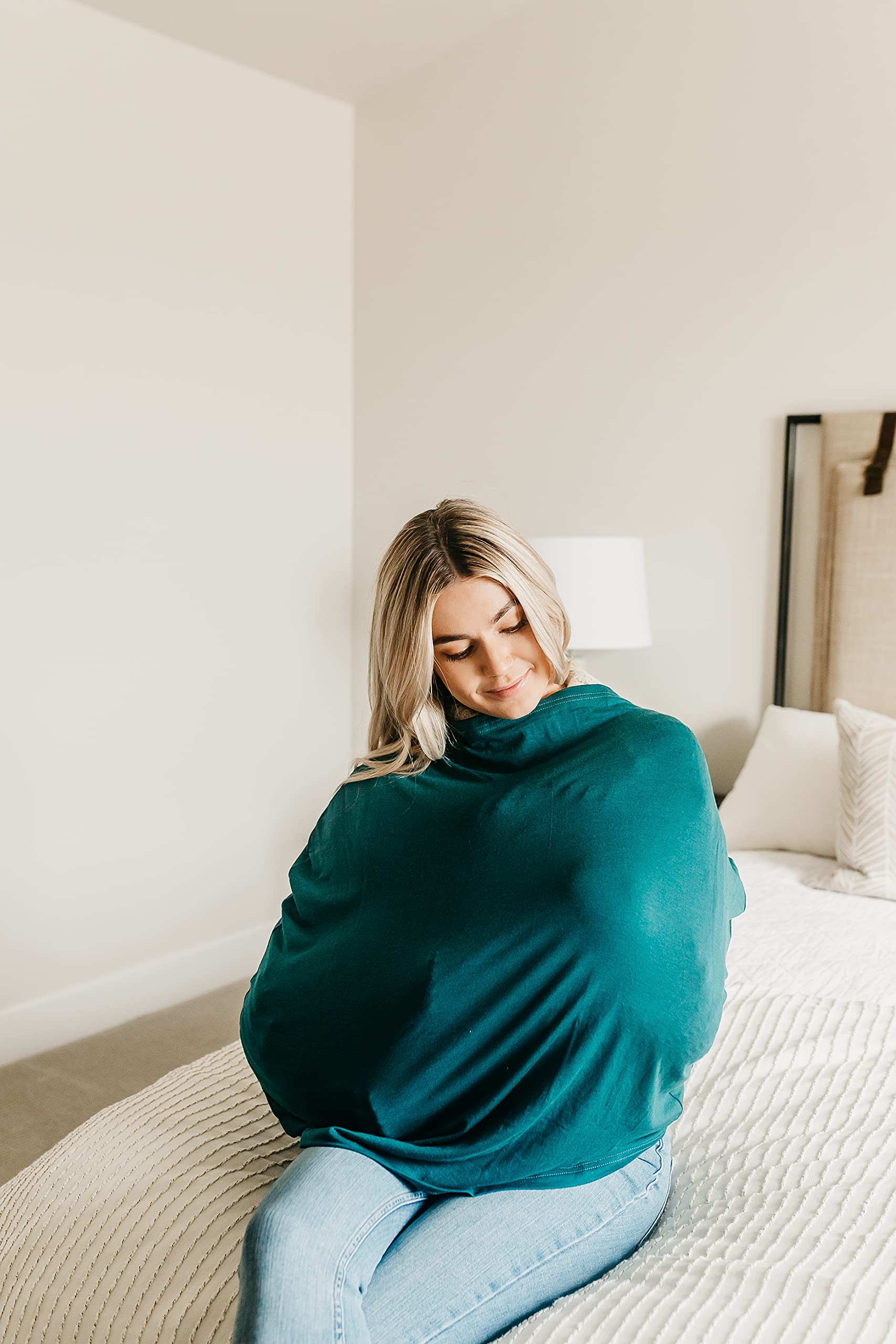 Copper Pearl stretch fabric provides versatile all-season fit