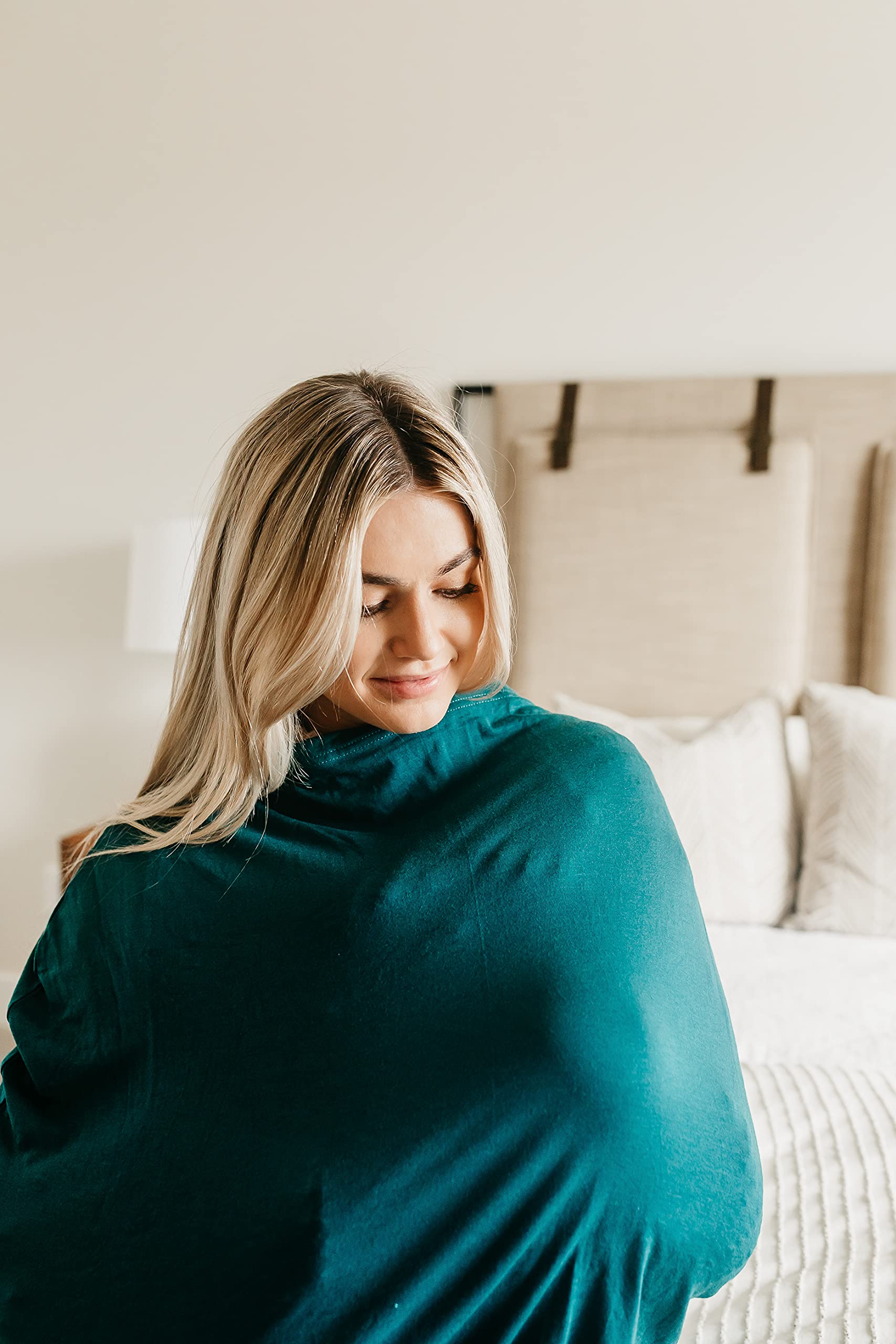 Copper Pearl easy-access design supports nursing and visibility
