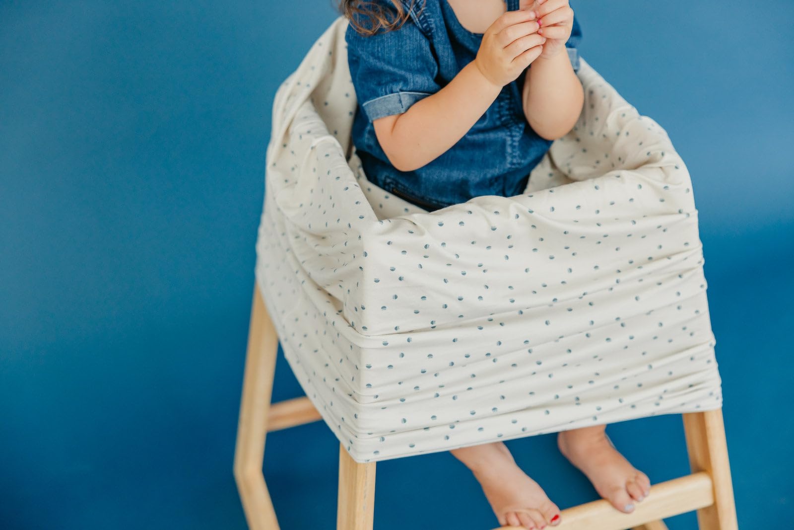 Copper Pearl hazy pattern adds chic, modern style.