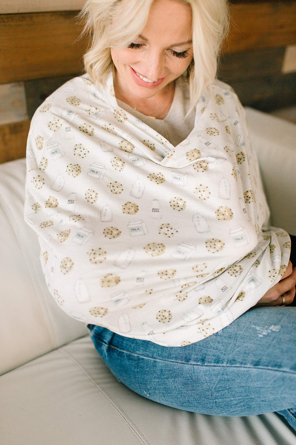 Copper Pearl infinity-scarf cover adds versatile style and quick hands-free access.