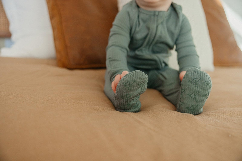 Copper Pearl newborn to 24 months sizing covers every growth stage.