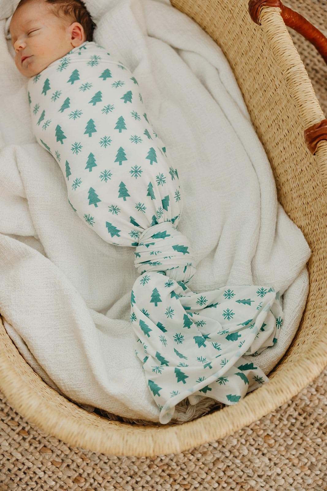 Copper Pearl nursing cover usage for discreet, convenient feeding moments.