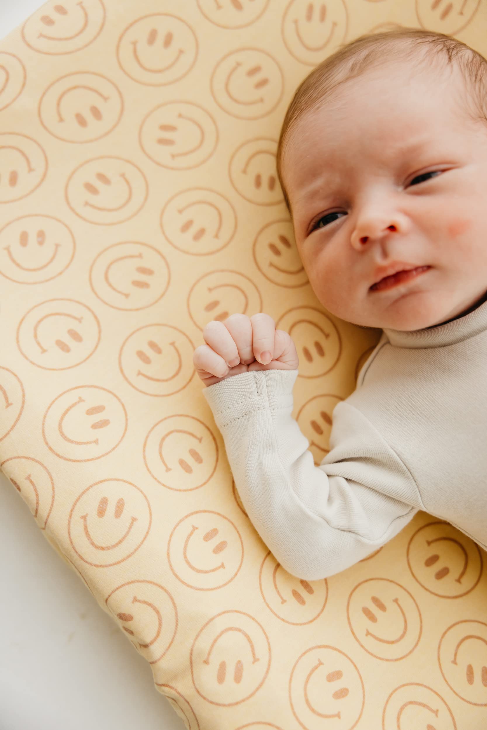 Universal fit by Copper Pearl for standard changing pads