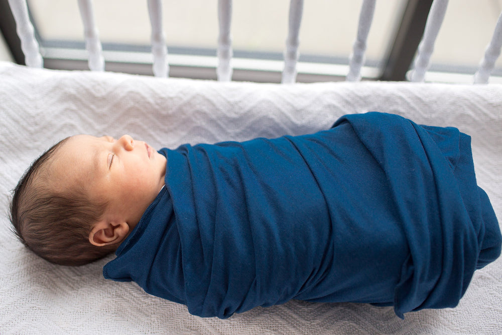 Copper Pearl River nap-time scene highlighting large size for growing babies.