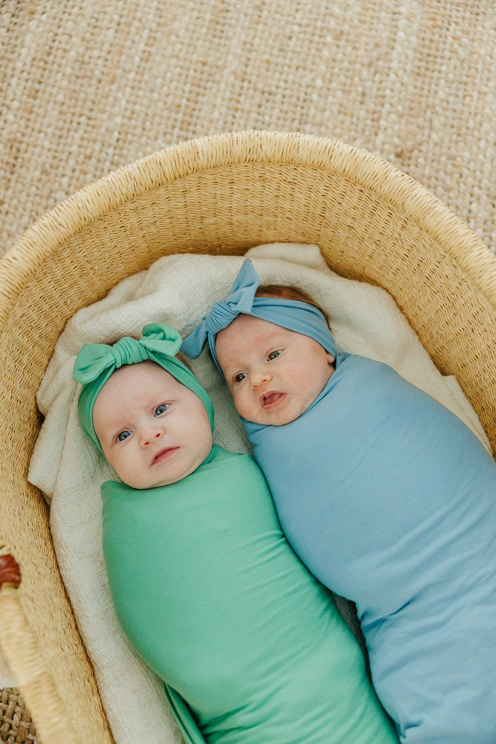 Copper Pearl Robin nursing cover use demonstrates multi-function convenience.