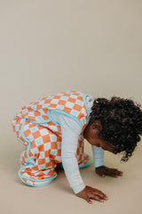 Tag-free neck design on Copper Pearl sleep bag for gentle, irritation-free wear.