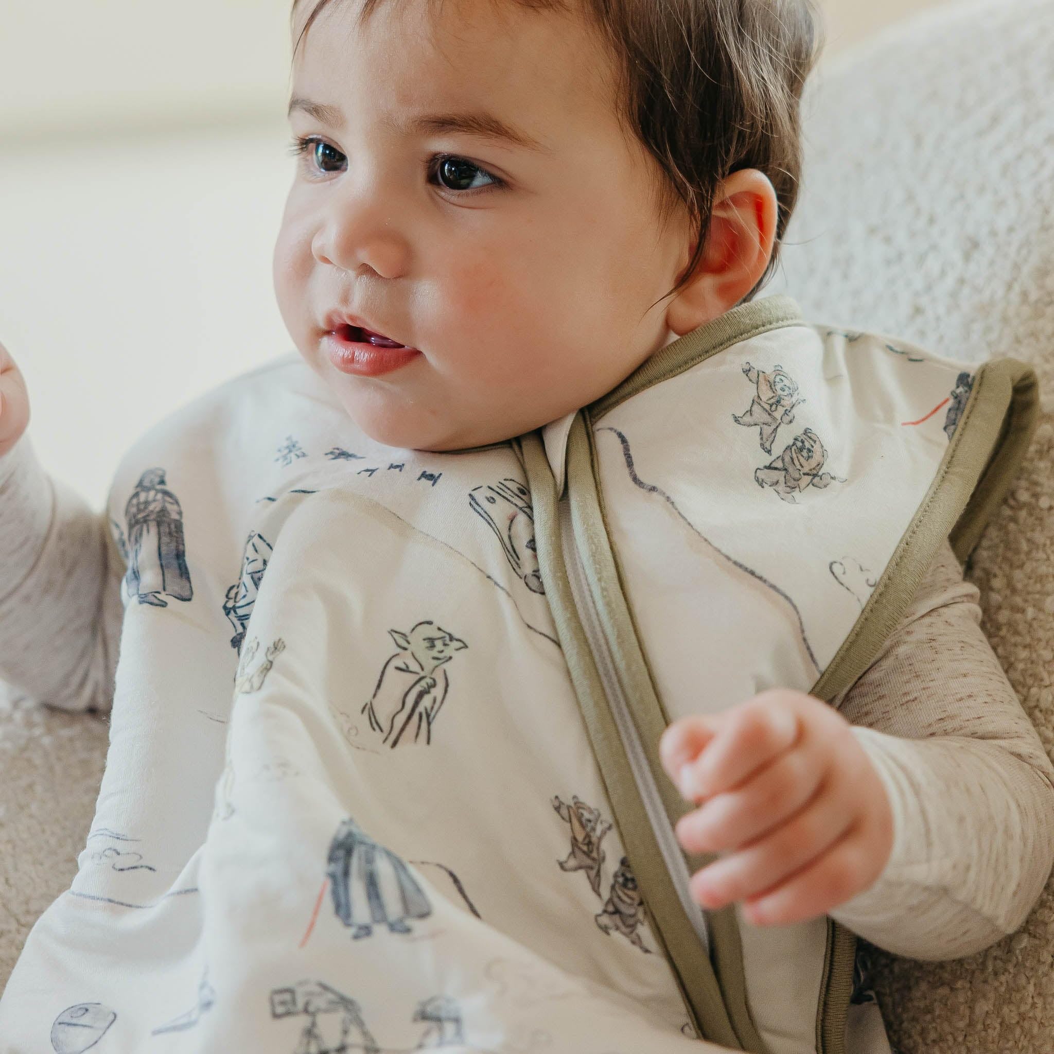 Copper Pearl sleep bag top-to-bottom zip enables easy night changes