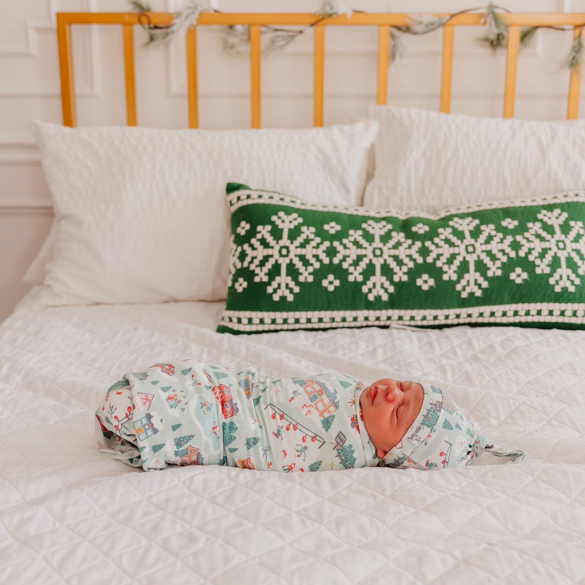 Copper Pearl Snowy Slopes knit blanket gift-packaging ready for gifting.