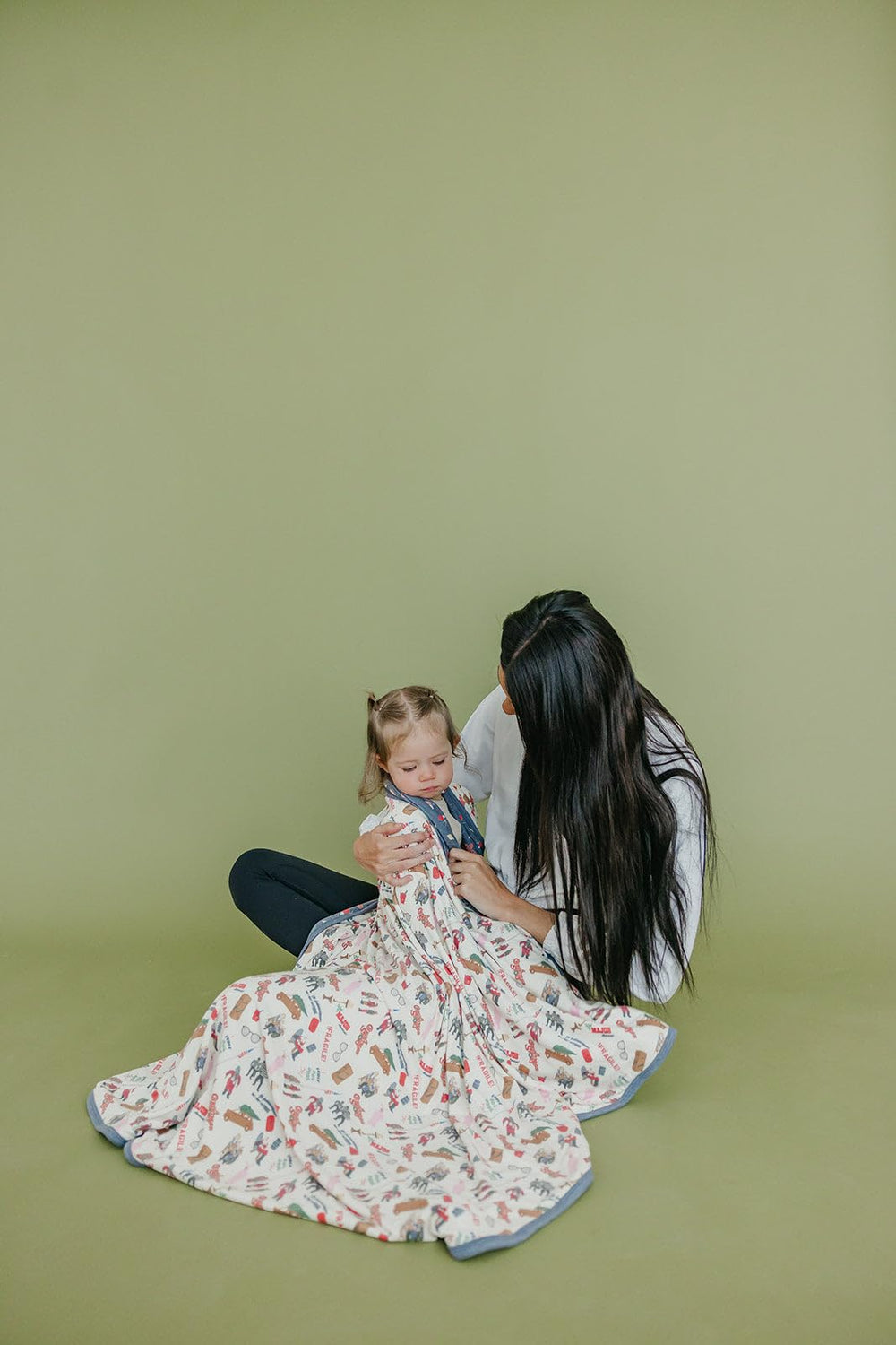 Copper Pearl crib-to-t toddler blanket supports growing comfort from newborn to toddler.