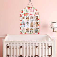CORNER LACE Strawberry My First Year Frame hanging hooks enable simple wall display