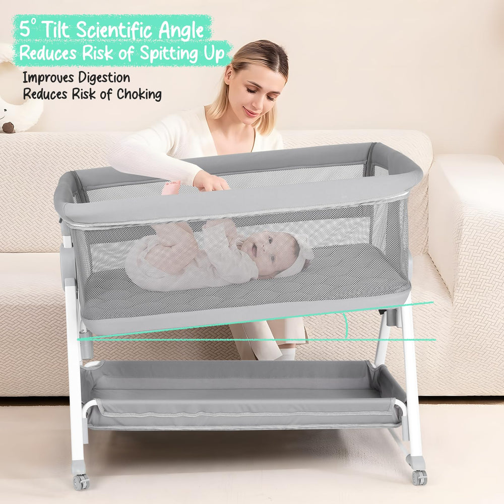Cowiewie 360-degree mesh enhances airflow and visibility around baby.